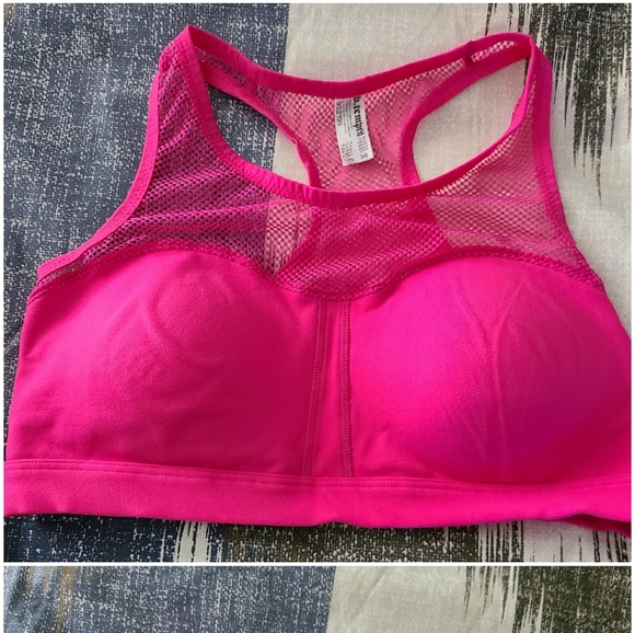 Sports Bra - Picture 7 of 7